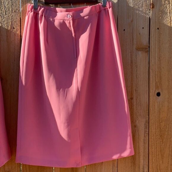 🔥 Take 50% OFF- Signature Collection 2pcs Women's Skirt Suit, Size-12P - Picture 12 of 16